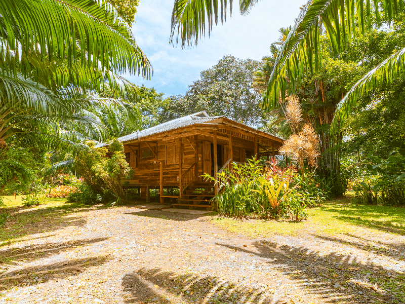 casaviva-bungalow1-outdoor-hero